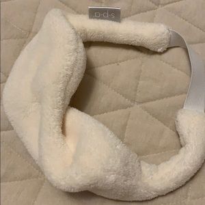 Brookstone sleep mask